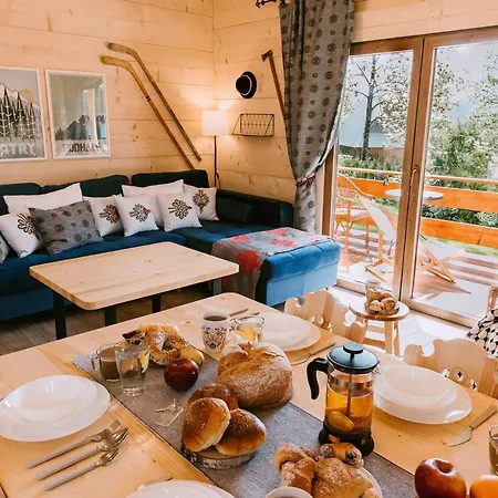 Czarna Owca Chalet