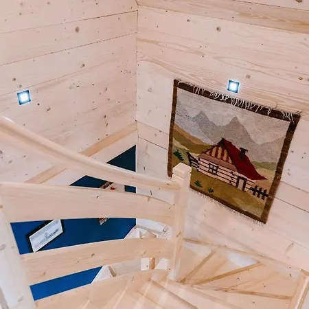Czarna Owca Chalet