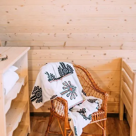 Czarna Owca Chalet