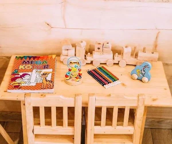 Czarna Owca شاليه كوشتيليسكا